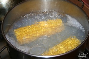 Салат из маринованной кукурузы - фото шаг 1