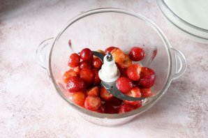 Клубничный пудинг - фото шаг 10