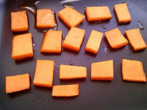 Тыква в слоеном тесте - фото шаг 2