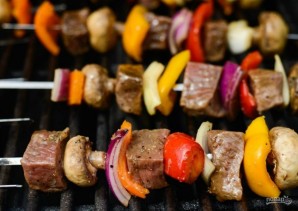 Кебаб из говядины и овощей - фото шаг 5