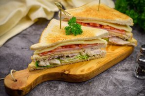 Клубный сэндвич с курицей - фото шаг 11