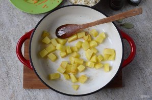 Овощное рагу с картофелем и капустой - фото шаг 4