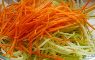 Кабачки с морковкой на зиму без стерилизации - фото шаг 4
