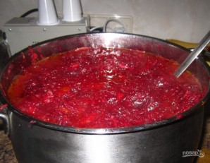 Салат из красной свеклы на зиму - фото шаг 5