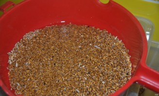 Самогон на пшенице - фото шаг 1