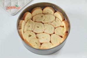 Яблочная шарлотка с хлебом - фото шаг 4