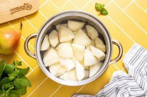 Груши маринованные