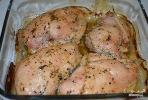 Куриные грудки в духовке - фото шаг 3