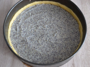 Маковый пирог со сметанной заливкой - фото шаг 8