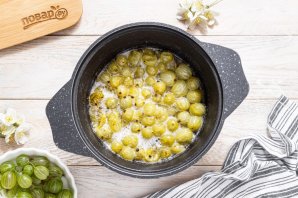 Варенье из крыжовника - фото шаг 7