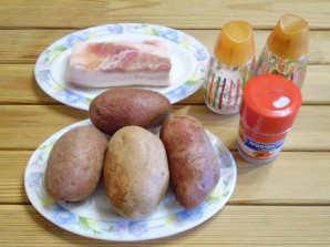 Картошка с салом в духовке "Кораблики" - фото шаг 1