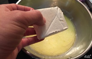 Сырный соус из плавленого сыра - фото шаг 3