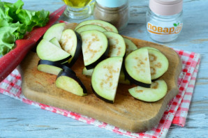 Салат с баклажанами и авокадо - фото шаг 2