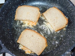 Горячие бутерброды с молодым картофелем - фото шаг 3