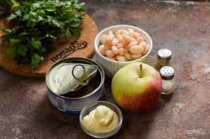 Салат с тунцом, яблоком и фасолью - фото шаг 1