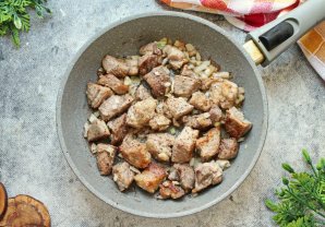 Свинина с кабачками и помидорами - фото шаг 4