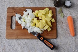 Овощное рагу с картофелем и капустой - фото шаг 2