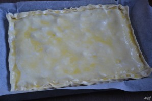 Пирог из слоеного теста с яблоками - фото шаг 6