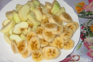 Яблочно-банановый пирог - фото шаг 3