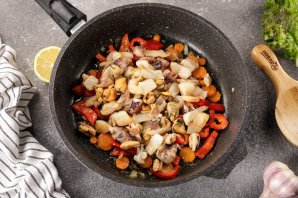 Жареный рис с морепродуктами - фото шаг 11