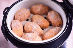 Морковные котлеты на пару