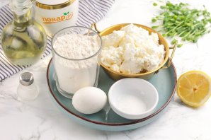 Сырники, запеченные в духовке - фото шаг 1