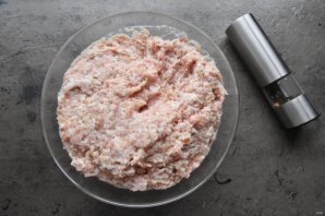 Вкусные домашние котлеты - фото шаг 4