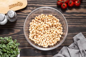 Постный салат с фасолью - фото шаг 3