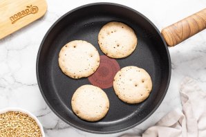 Оладьи из зеленой гречки - фото шаг 9