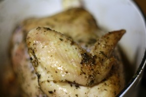 Ароматная курица в духовке - фото шаг 6