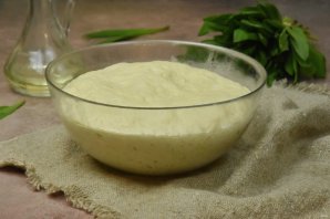 Белая пицца с лососем - фото шаг 7