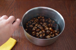 Картофель в духовке с белыми грибами и беконом - фото шаг 6
