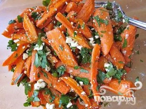 Салат из моркови и сыра Фета - фото шаг 2