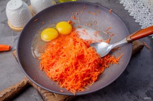 Оладьи из моркови "Морковники" - фото шаг 3