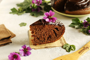 Шоколадный пирог на кефире в мультиварке - фото шаг 7