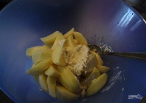 Вкусная курочка в маринаде вместе с картошкой в духовке - фото шаг 4