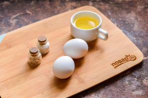 Яйцо пашот в пищевой пленке - фото шаг 1