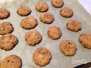 Печенье из цельнозерновой муки с инжиром и шоколадом - фото шаг 10