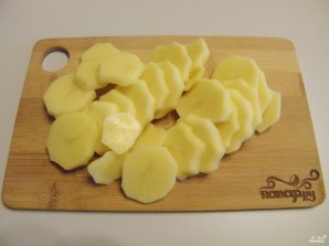Картофель, запеченный в духовке с сыром - фото шаг 4