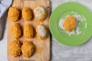 Постные котлеты из тыквы - фото шаг 8
