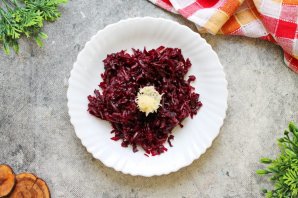 Свекла с черносливом - фото шаг 5