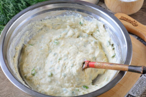 Пирог с сыром и зеленью на кефире - фото шаг 8