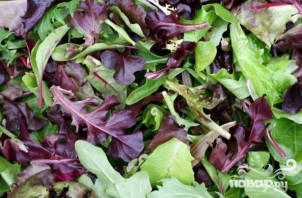 Летний салат с заправкой из пармезана - фото шаг 4