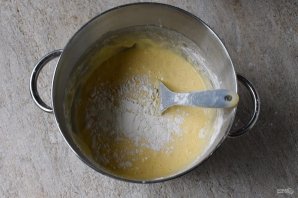 Торт с киви и клубникой - фото шаг 5
