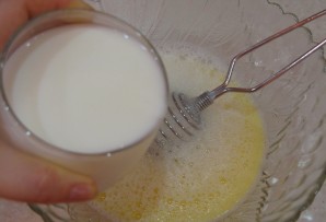 Блины на молоке и кефире - фото шаг 3