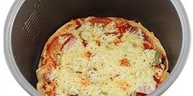 Пицца с ветчиной в мультиварке - фото шаг 9