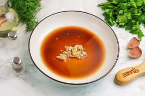 Утка в рукаве с яблоками - фото шаг 2