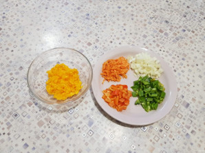 Яркий браслет из Поленты "Bravolli" - фото шаг 4