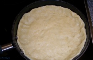 Пирог на сковороде - фото шаг 3