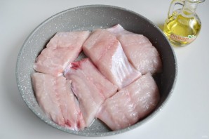 Рыба, запеченная с перцем - фото шаг 4